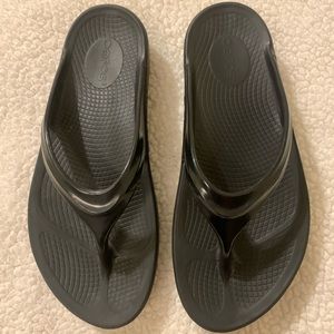 Oofos sandals
